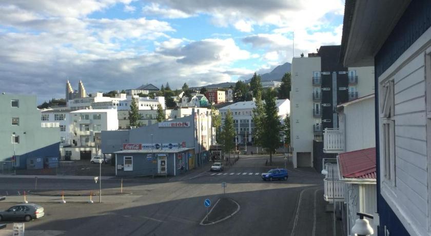 Steinaskjol Apartments photo