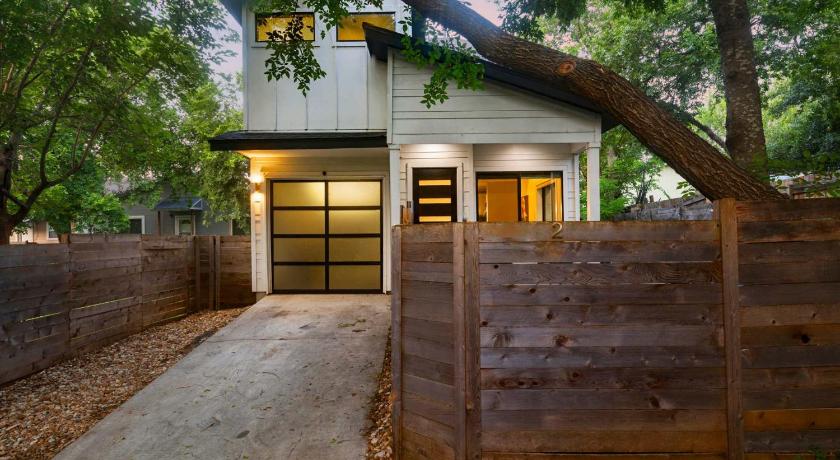 오스틴 (TX) East Side Haven - Blocks from Local Food Legends 4성급 숙소 수영장