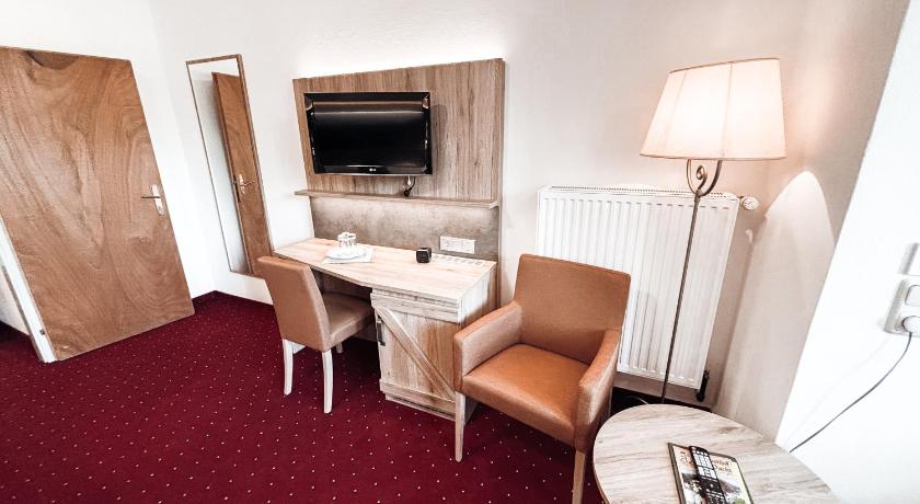 Image of Triple Room 6