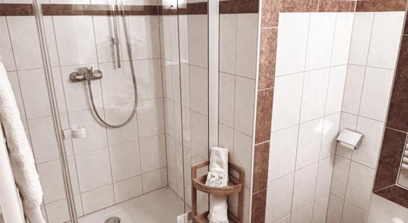 Image of Triple Room 13