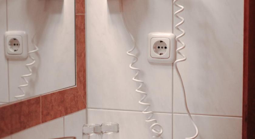Image of Triple Room 14