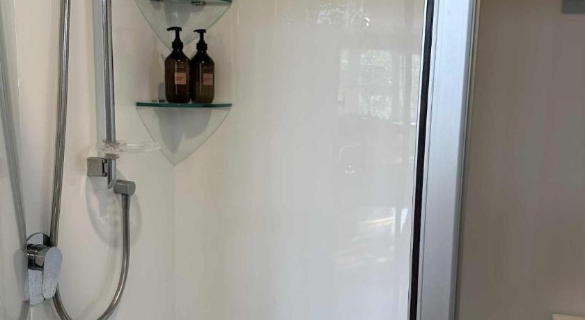 Image of One-Bedroom Cottage - The Old Schoolhouse 16