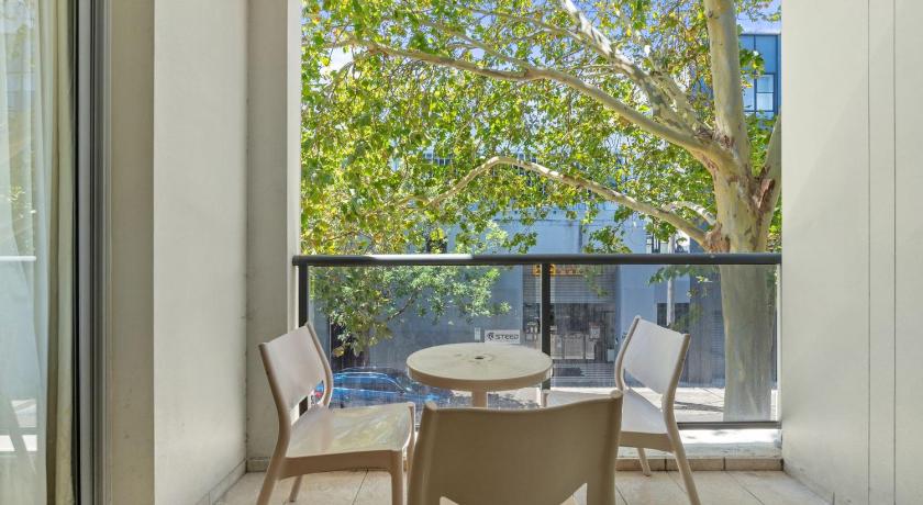 Image of Apartment 12