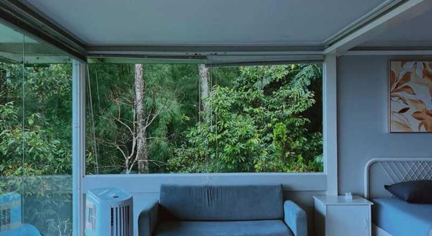 The Pine Forest Villas – Puncak, PA