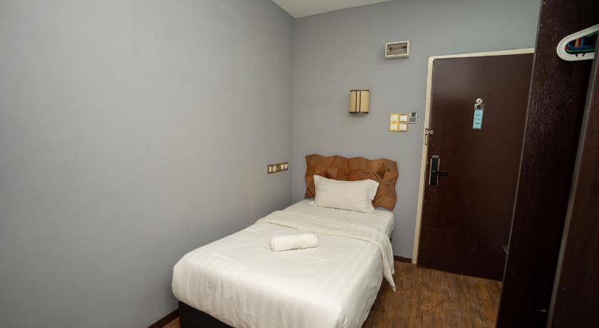 Image of Economy Single Room (No Window) 9
