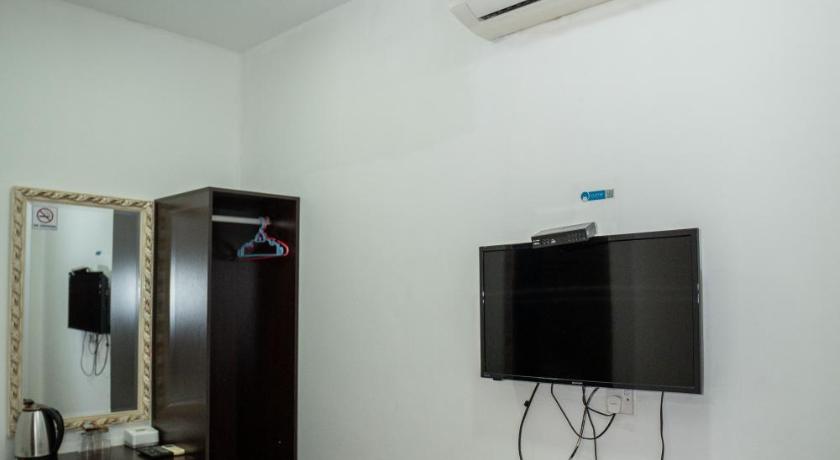 Image of Standard Double Room (No Window) 1