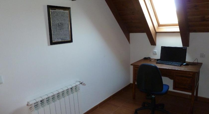 Image of Bed in 13-Bed Dormitory Room 14