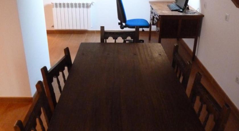 Image of Bed in 13-Bed Dormitory Room 7