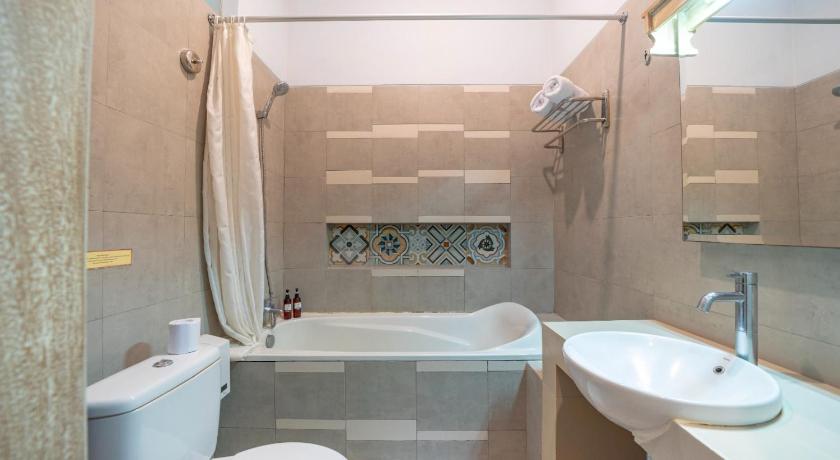 Foto Lagoon Pool View Double Bed 2