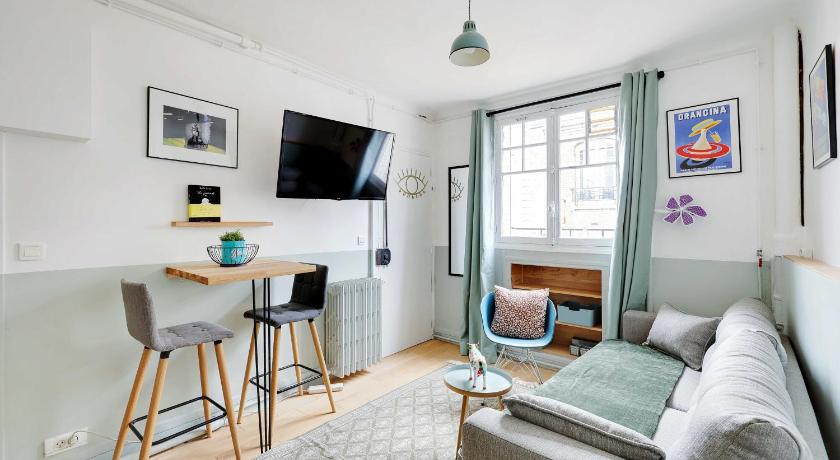 Parisian cocoon for 2 in Batignolles - 17th ard - image 6