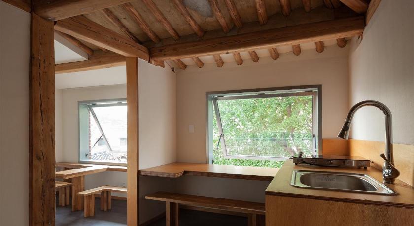 Side Hanok Guesthouse - image 13