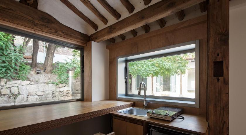 Side Hanok Guesthouse - image 15