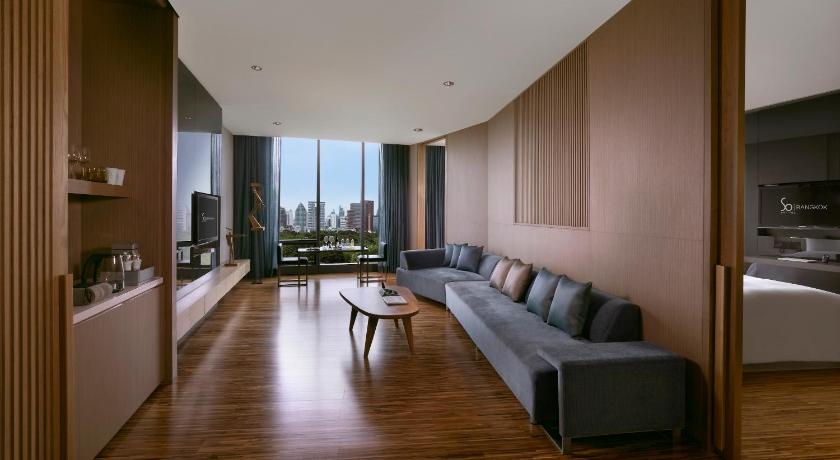 Image of SO Lofty Suite with Club Benefits 1