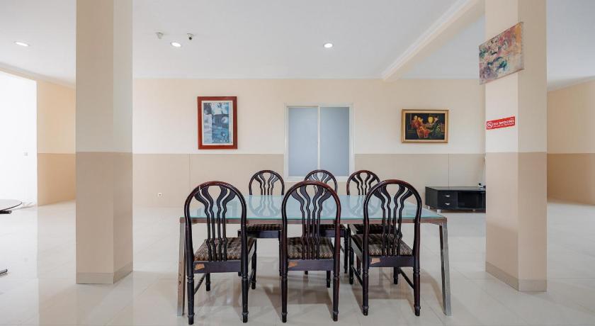 RedDoorz near Siloam Karawaci 3 - image 14