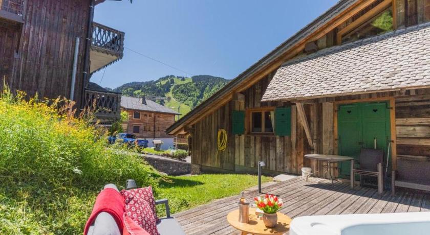 Image of Charming luxury chalet with sauna 2
