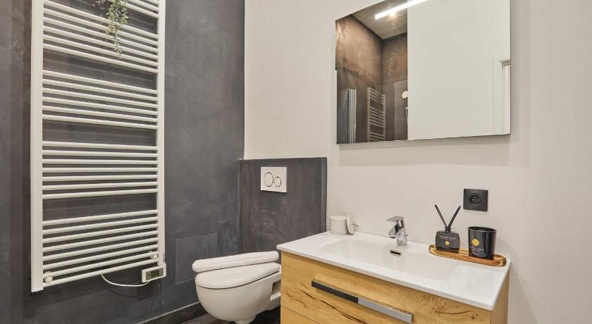 Charming & Modern Studio Center of Paris - image 6