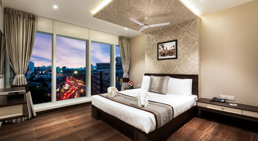 The Lotus Hotel Sameera Chennai