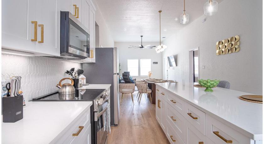 San Antonio Bright and Fancy 3-Bedroom Near Fun Riverwalk 4-Star Accommodation amenity