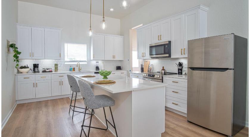 San Antonio Bright and Fancy 3-Bedroom Near Fun Riverwalk 4-Star Accommodation view