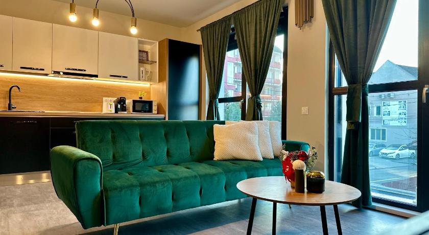 Transylvanian Sunny Apartment - Sleeping and Living Premium Experience