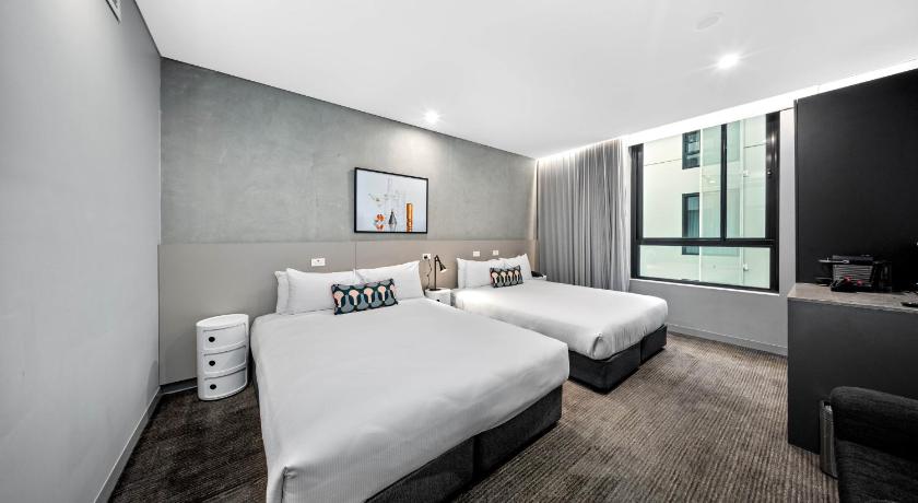 Image of Comfy Queen Room 1
