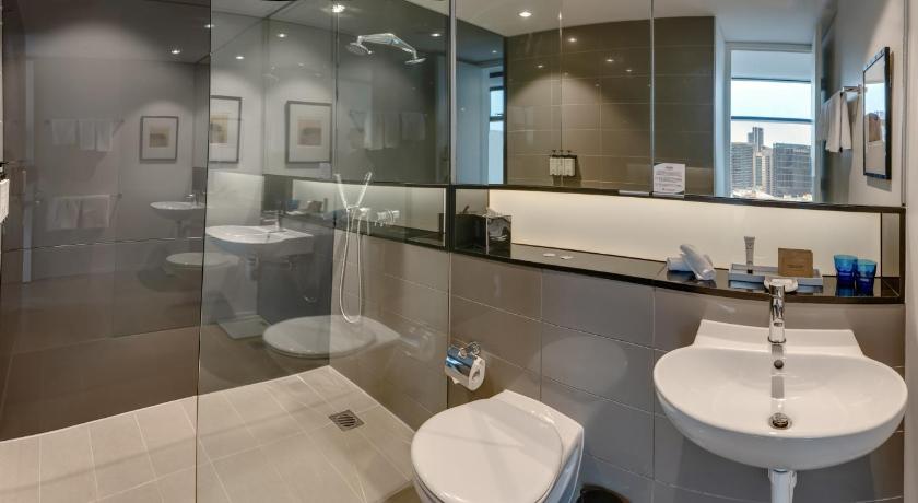 Image of Studio Deluxe Room 12