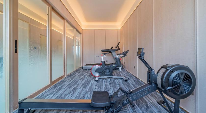 Hanting Hotel Chongqing North Railway Station South Square Metro Station – Chungking (Chongqing), KY