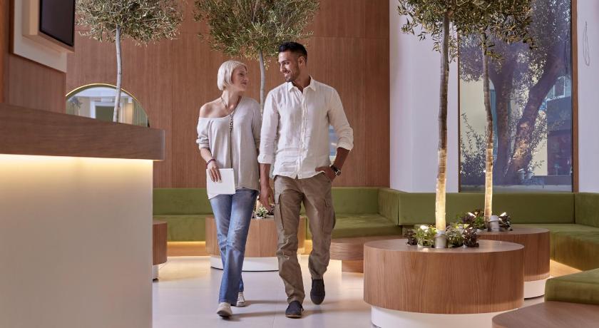 Olive Green Hotel photo