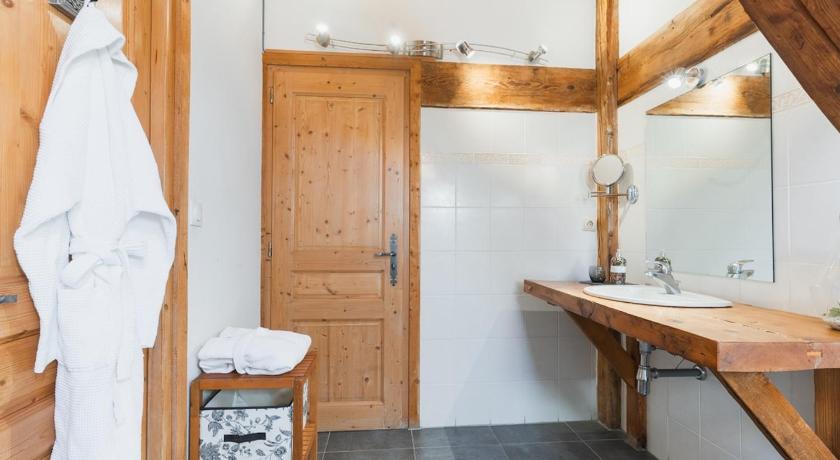 Image of Charming luxury chalet with sauna 44