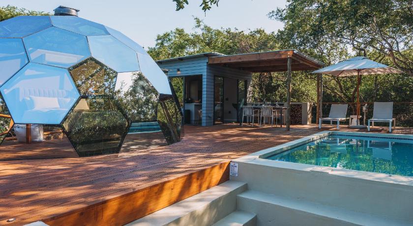 The Dome, Private Pool, Hot tub, Free Standing Bath, Private Game Reserve, Stargazing, Giraffe Tower
