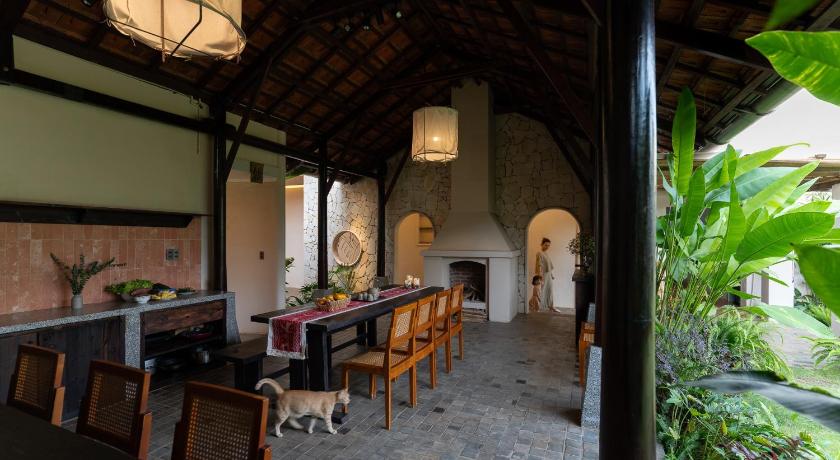 MOONLIGHT HOMESTAY & HOTEL - image 5