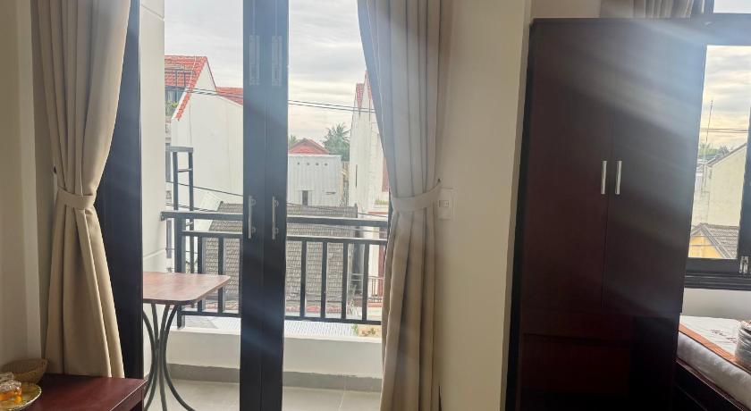 Image of Family Room with Balcony 12