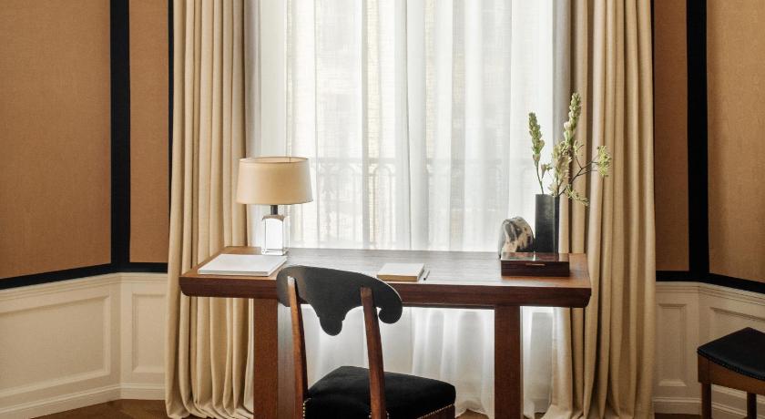 Image of Suite 11