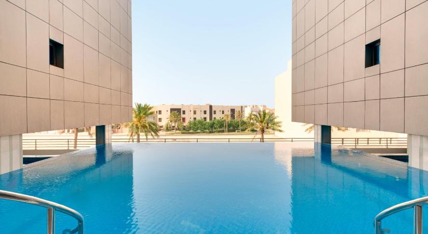 Ramada Hotel & Suites by Wyndham Amwaj Islands Manama - image 8