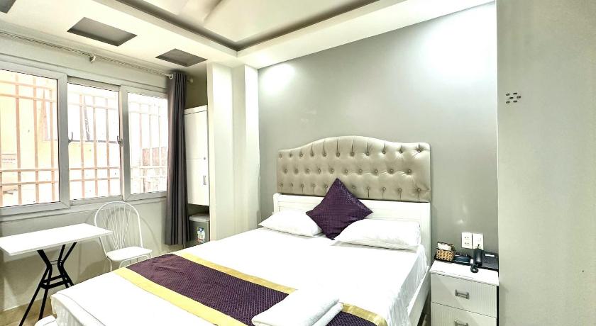 Ho Chi Minh City Sweet Hotel 2-Star Hotel pool