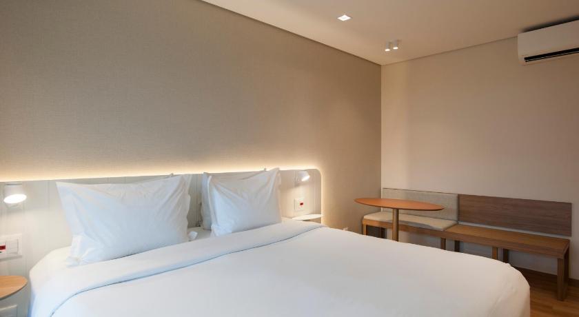 Image of Standard Casal - 1 Cama Casal 9