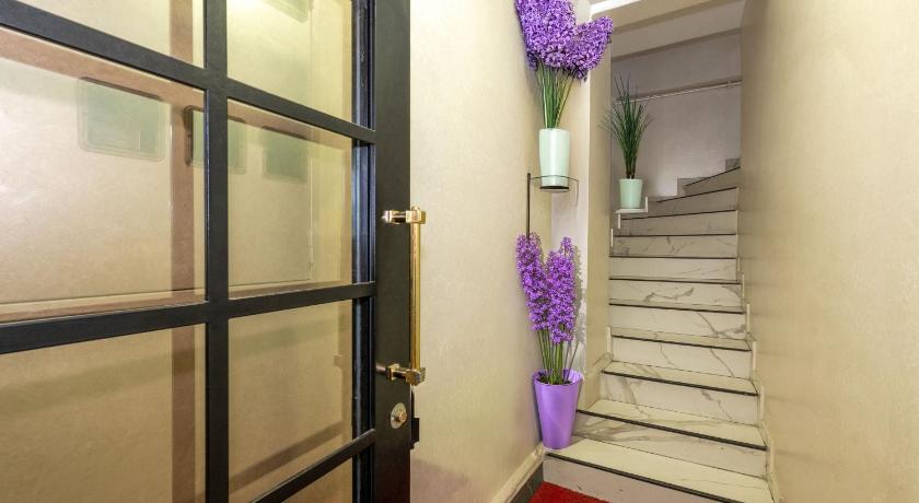 HOTEL LA VITRINE - image 8