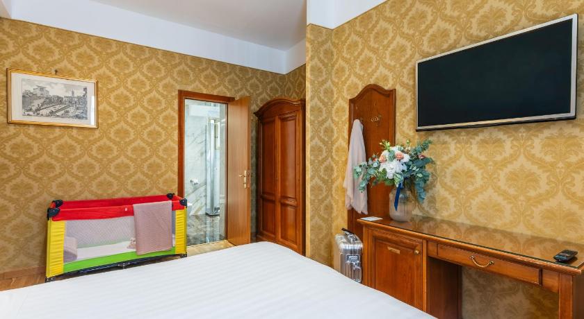 Image of Double Room 14