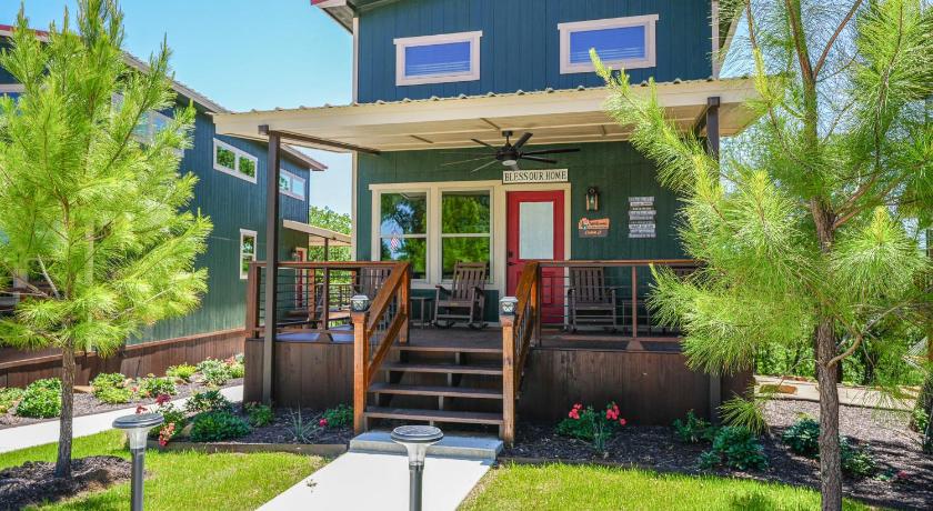 Runaway Bay (TX) Exquisite Modern Lux Cabin Hot Tub FirePit Games 5성급 숙소 부대시설