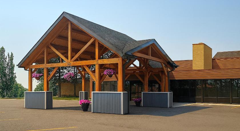 Super 8 by Wyndham Spruce Grove