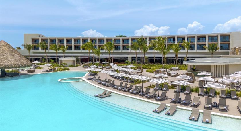 Zemi Miches Punta Cana All-Inclusive Resort, Curio Collection by Hilton
