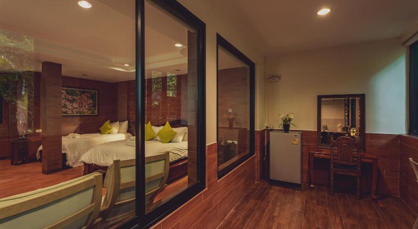 Image of Spacious Room Grand 4