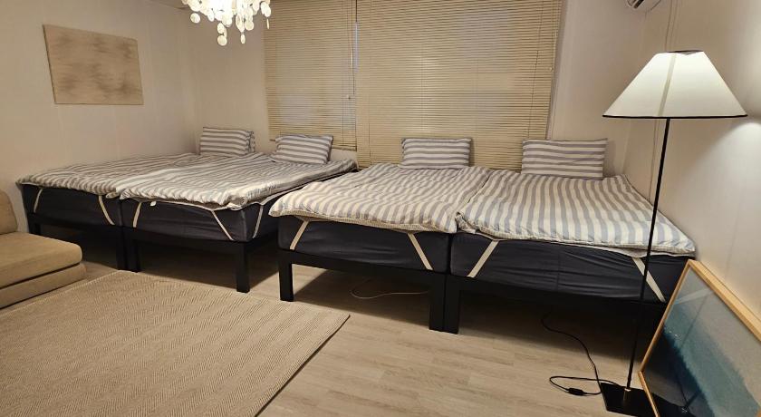 서울 #성수 #13-bed #4-room #서울숲 #KSPO #명동 #동대문 4성급 숙소 스위트룸