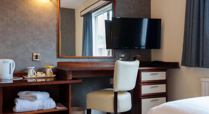 Image of Twin Room 6