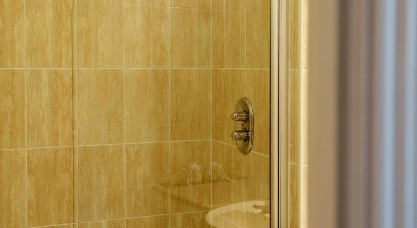 Image of Superior Twin Room 8