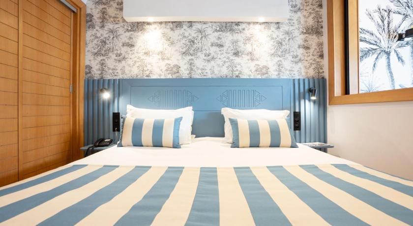 Image of Triple Junior Suite 9
