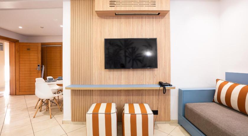 Image of Superior Suite 8