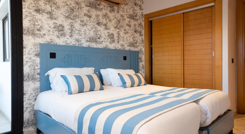 Image of Superior Suite 7