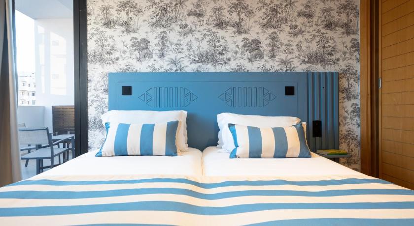 Image of Superior Suite 6