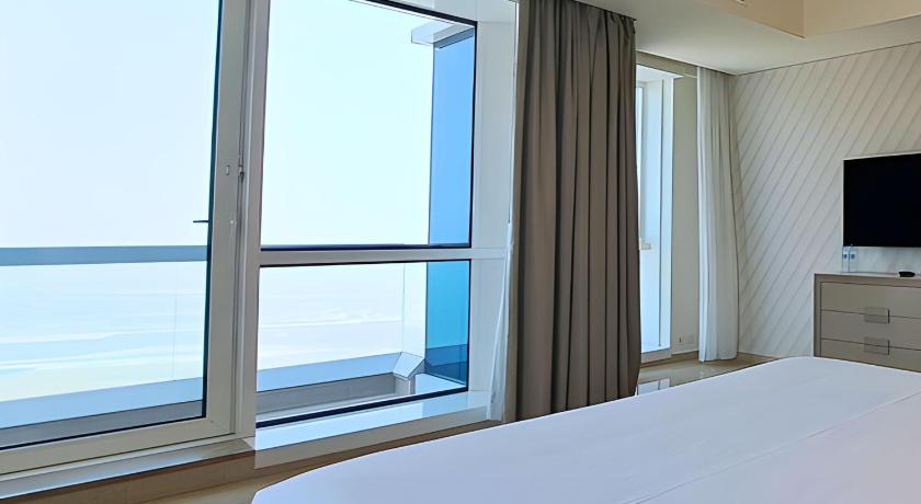 Image of Penthouse Sea Four Bedroom 11